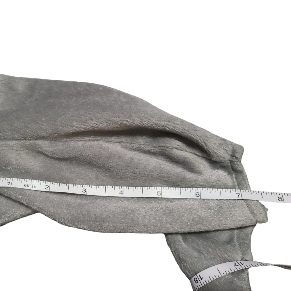 BABY SHARK! Costume size 12-18 months